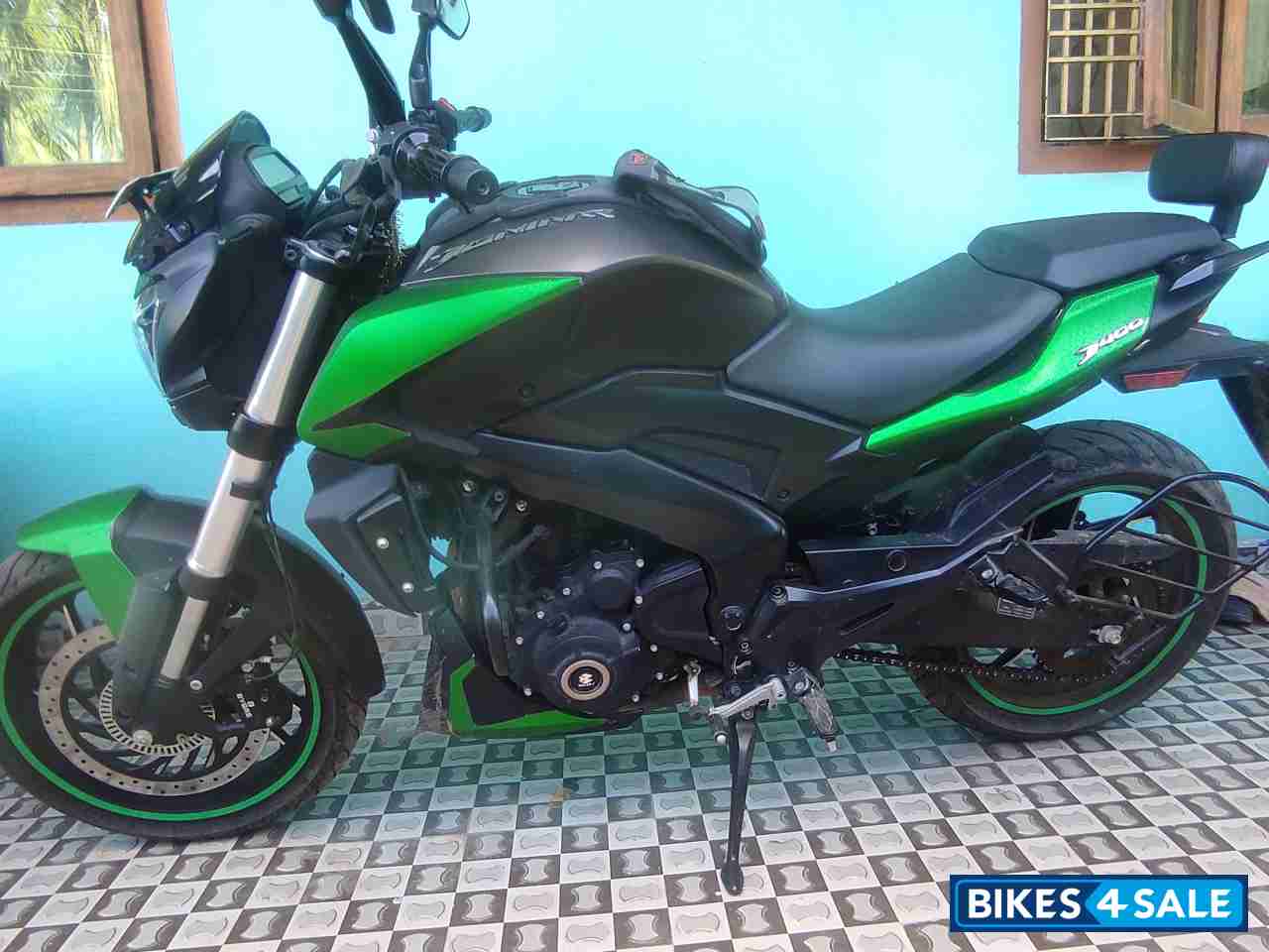 Bajaj Dominar 400 ABS BS6