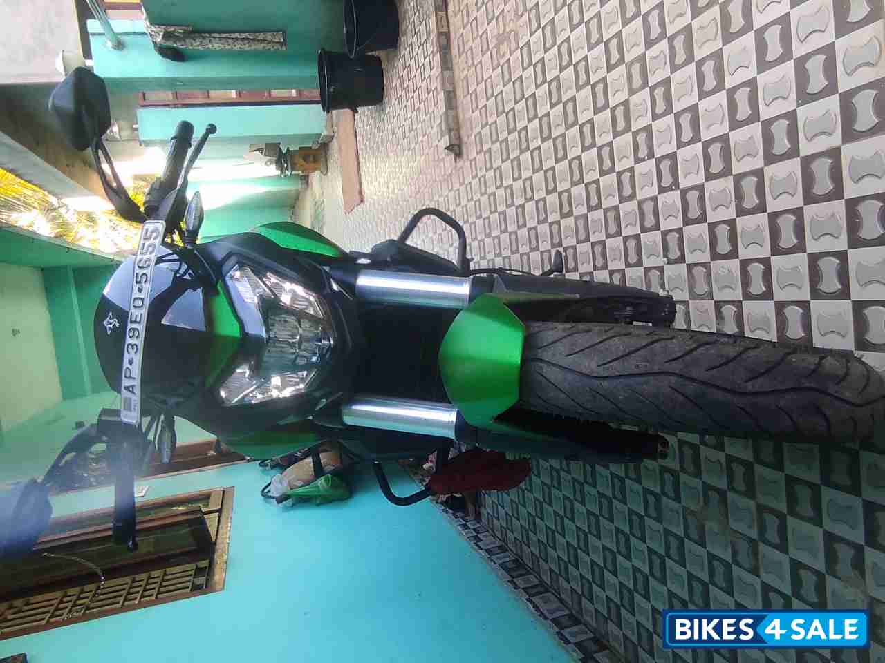 Bajaj Dominar 400 ABS BS6