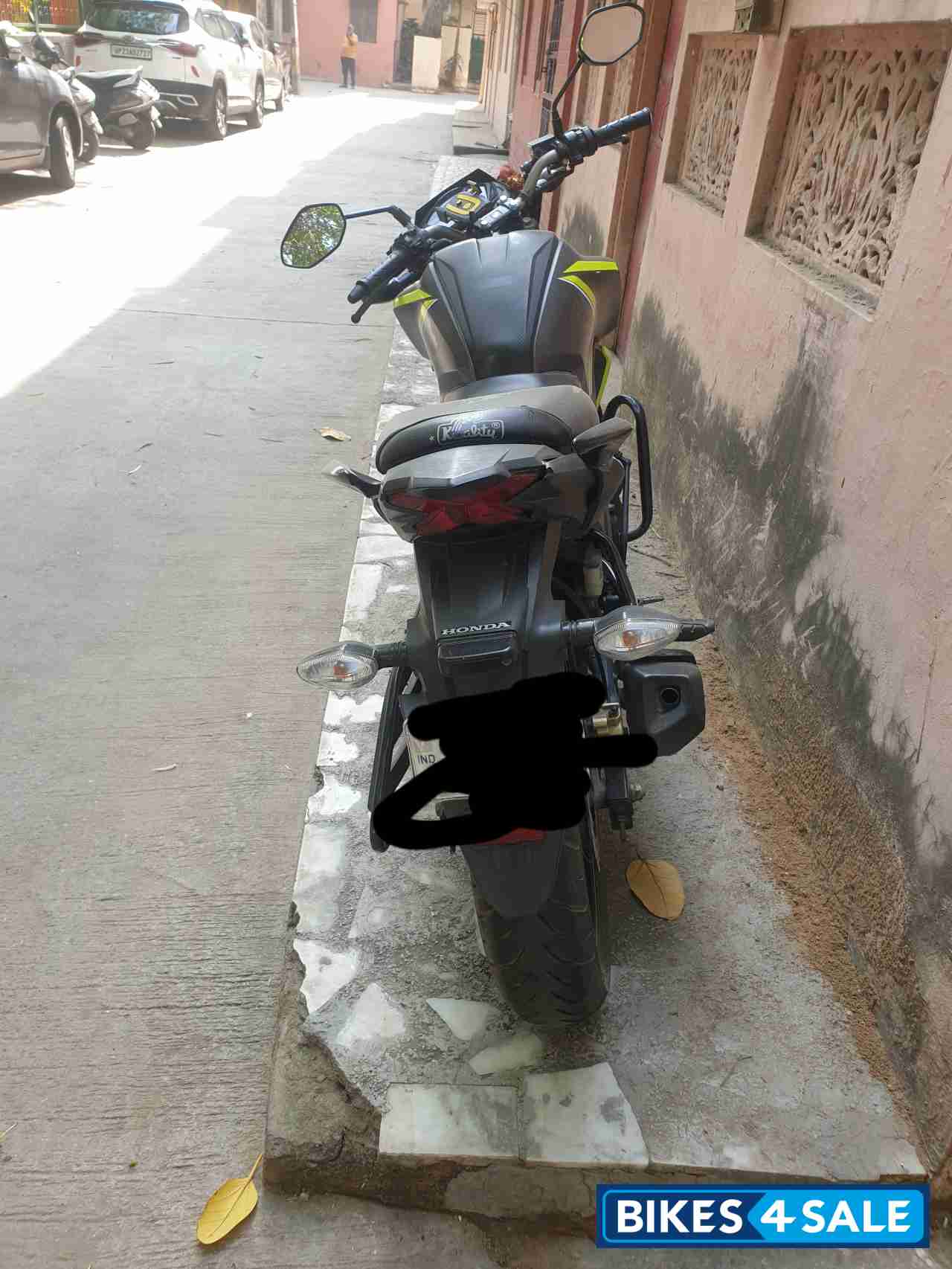 Honda CB Hornet 160R