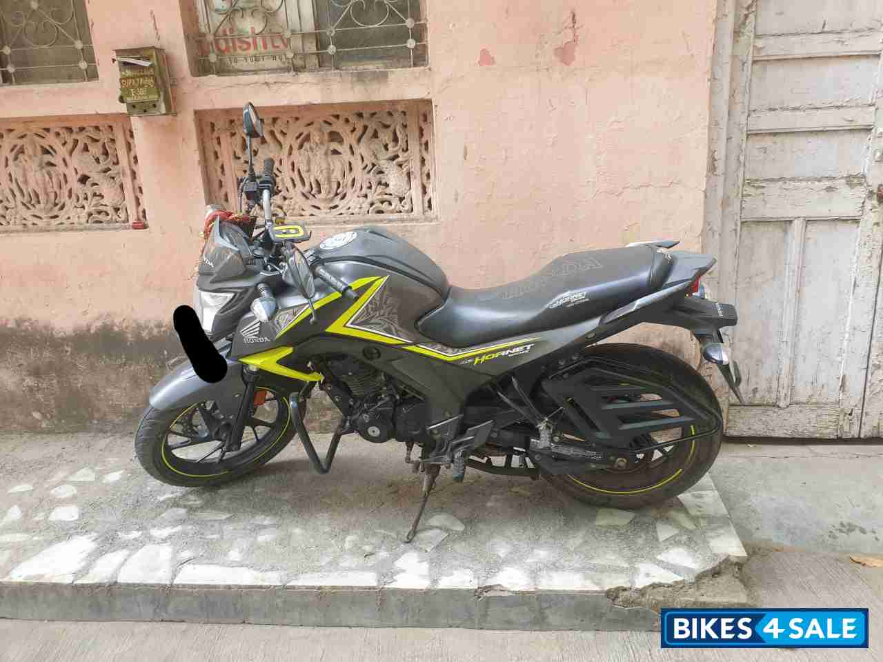 Honda CB Hornet 160R