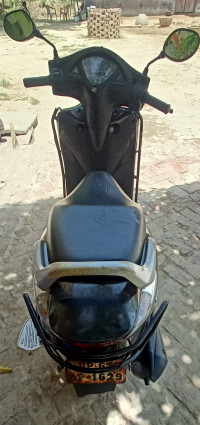 Black Honda Aviator