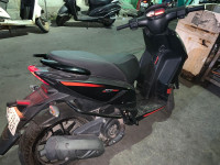 Carbon Black Aprilia SR 160 Carbon ABS