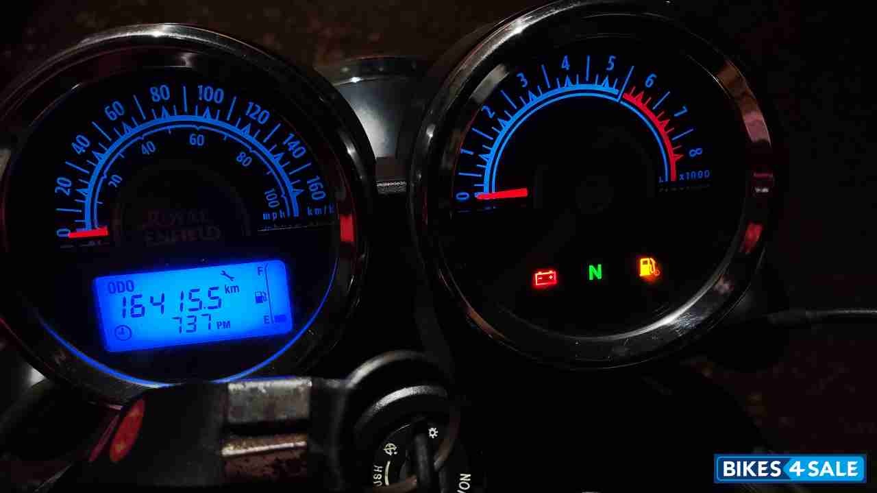 Red Royal Enfield Thunderbird X 350