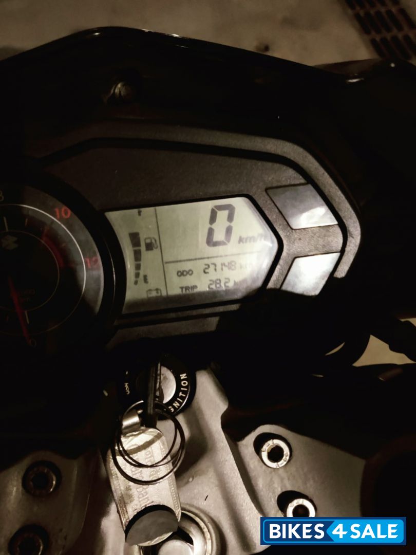 Black Bajaj Pulsar 135LS