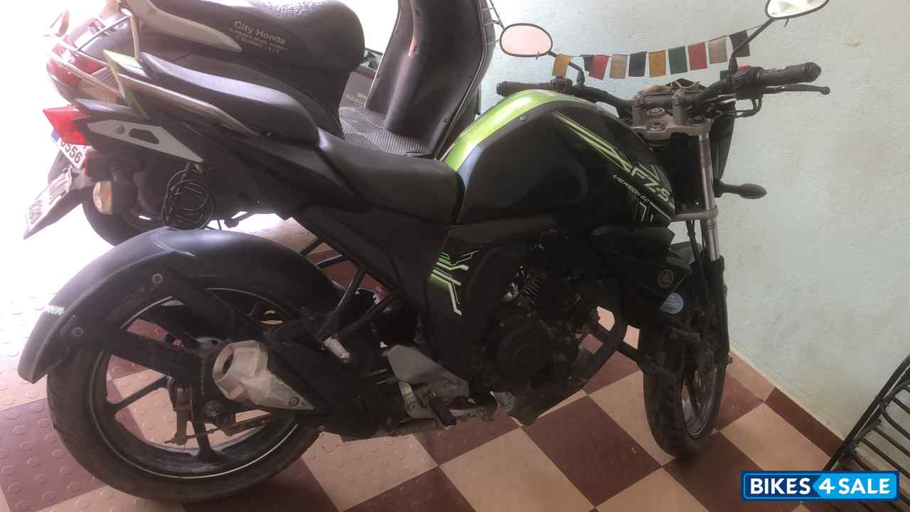 Black And Green Yamaha FZ-S FI V2