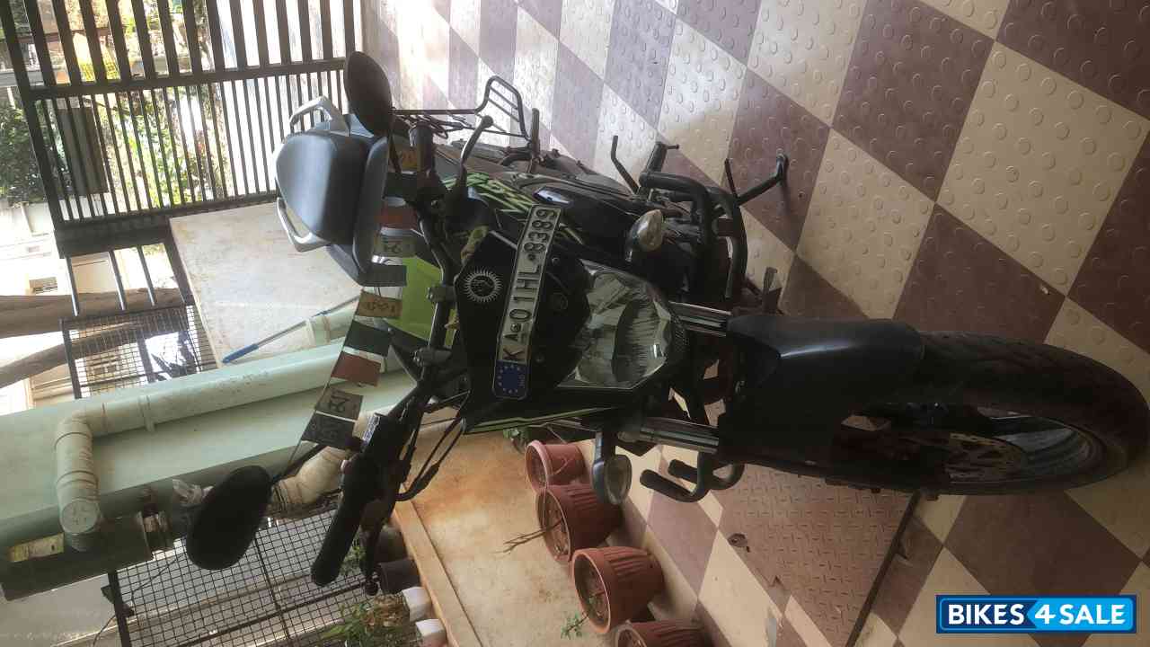 Black And Green Yamaha FZ-S FI V2