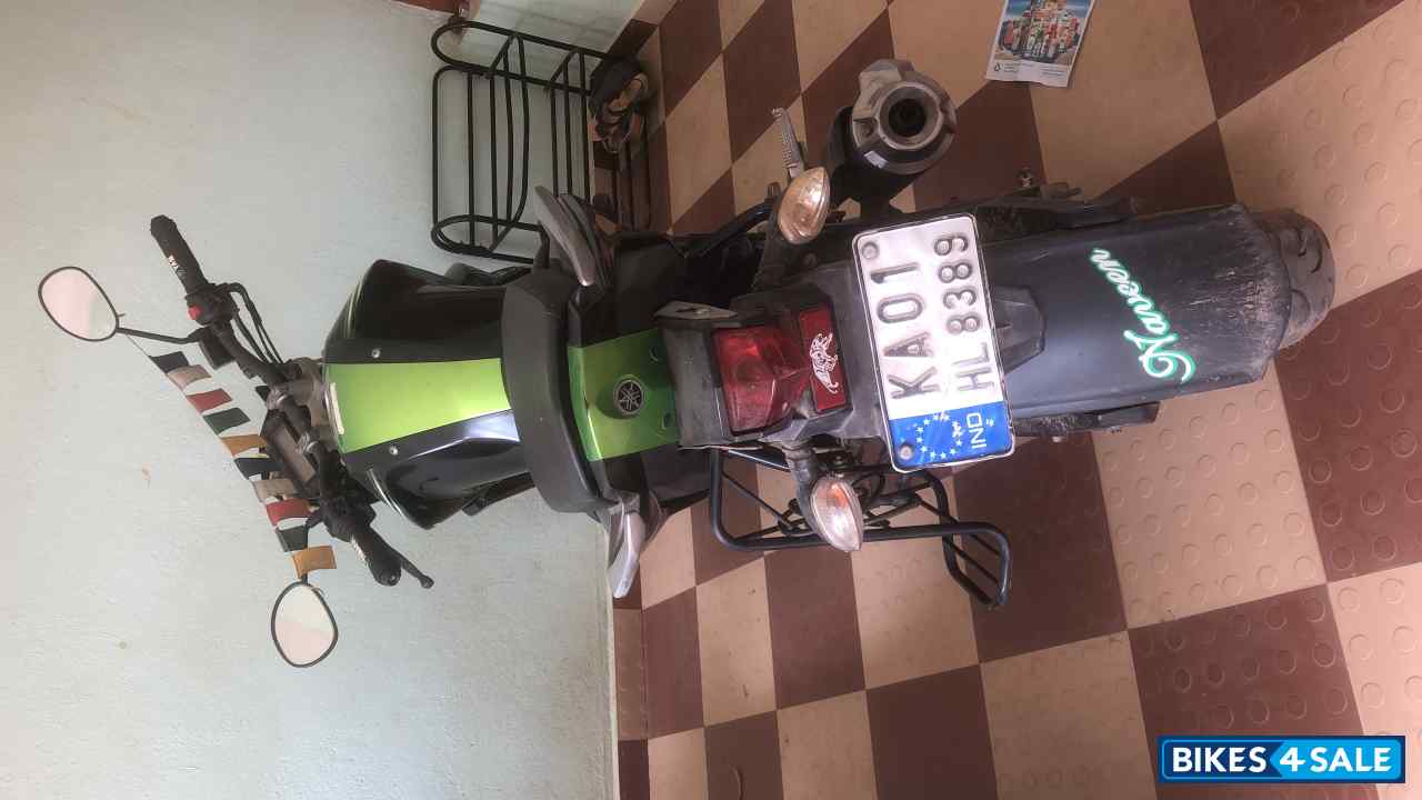 Black And Green Yamaha FZ-S FI V2