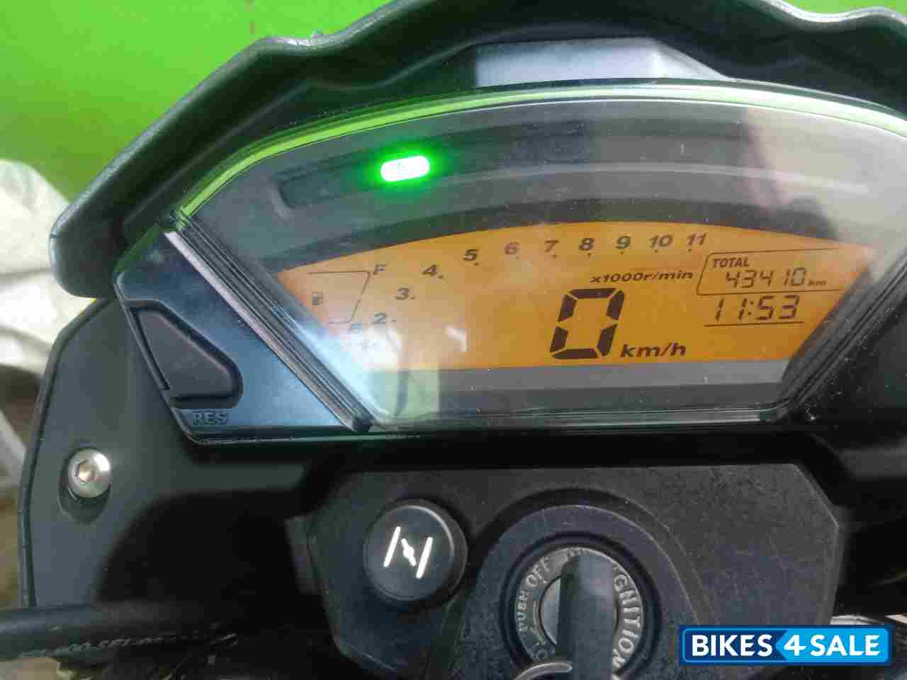 Lite Yellow Honda CB Trigger