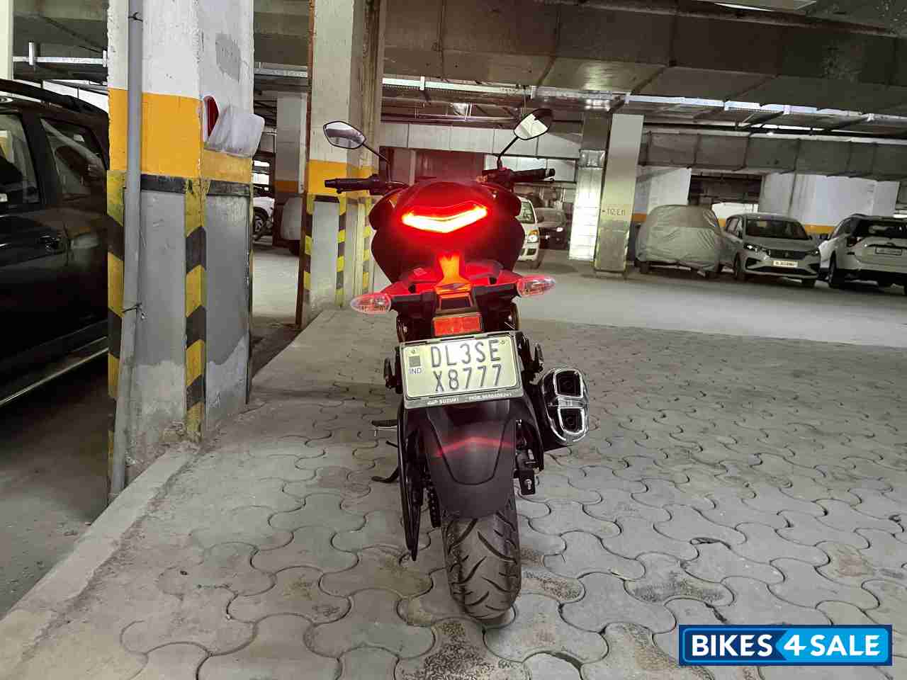 Matte Black Suzuki Gixxer 250 BS6