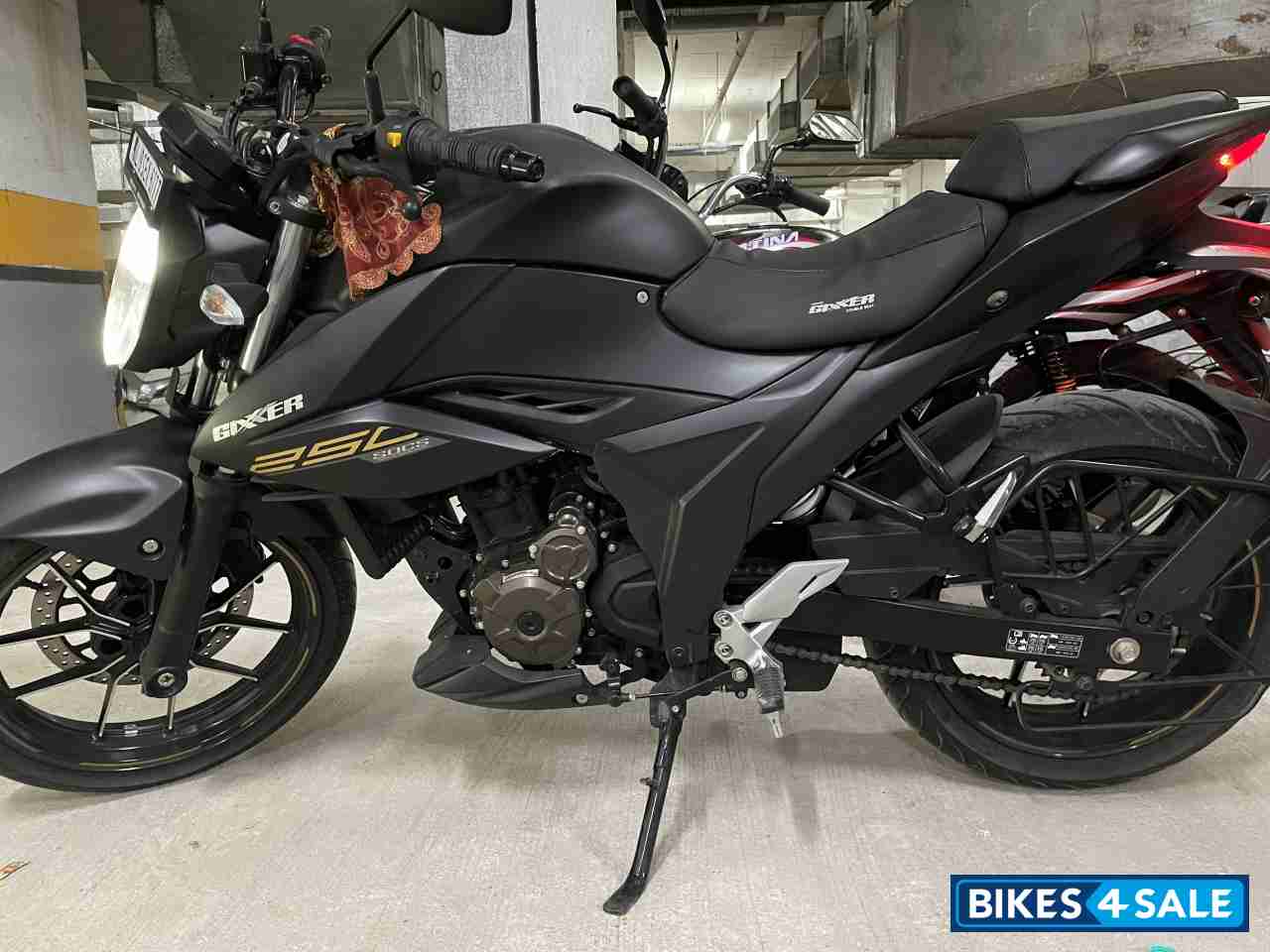 Matte Black Suzuki Gixxer 250 BS6