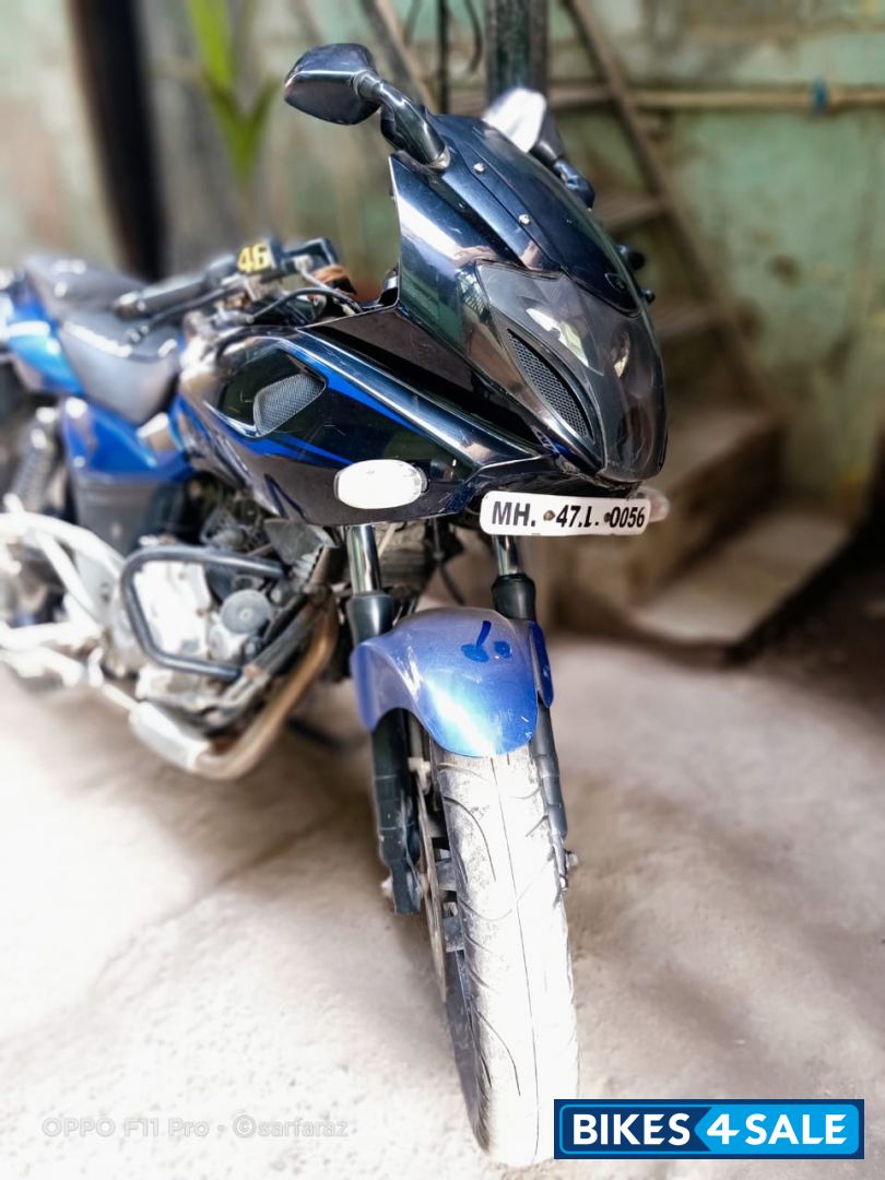 Bajaj Pulsar 220F