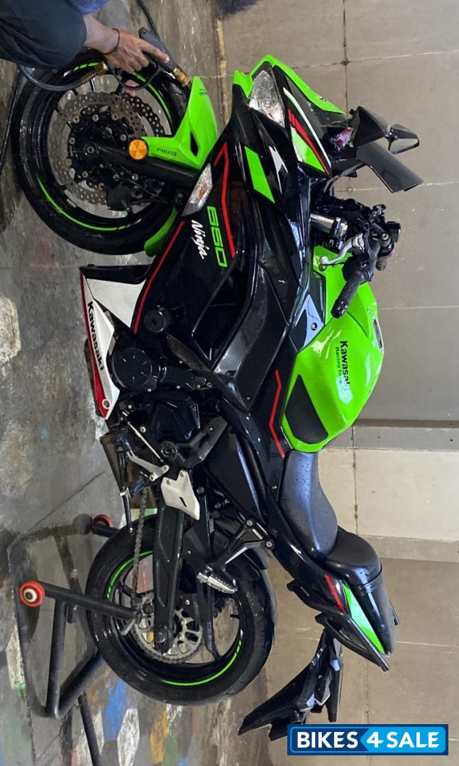 Lime Green Kawasaki Ninja 650 BS6 2021