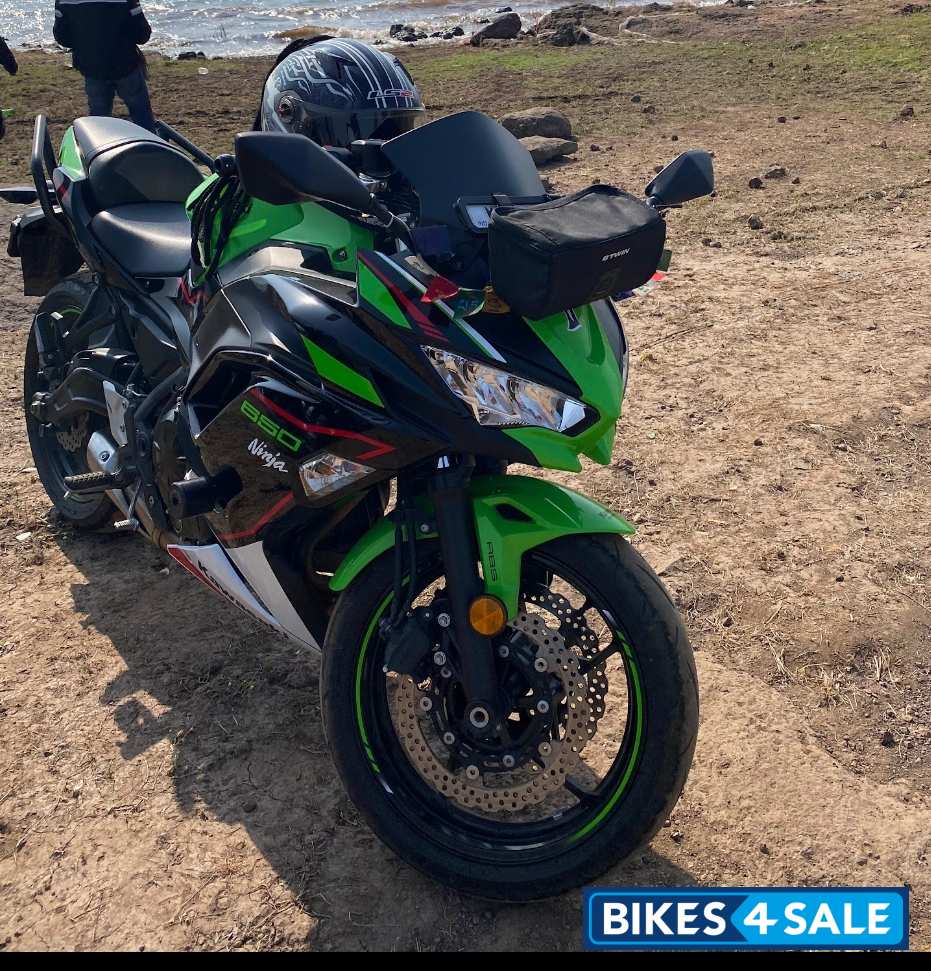 Lime Green Kawasaki Ninja 650 BS6 2021