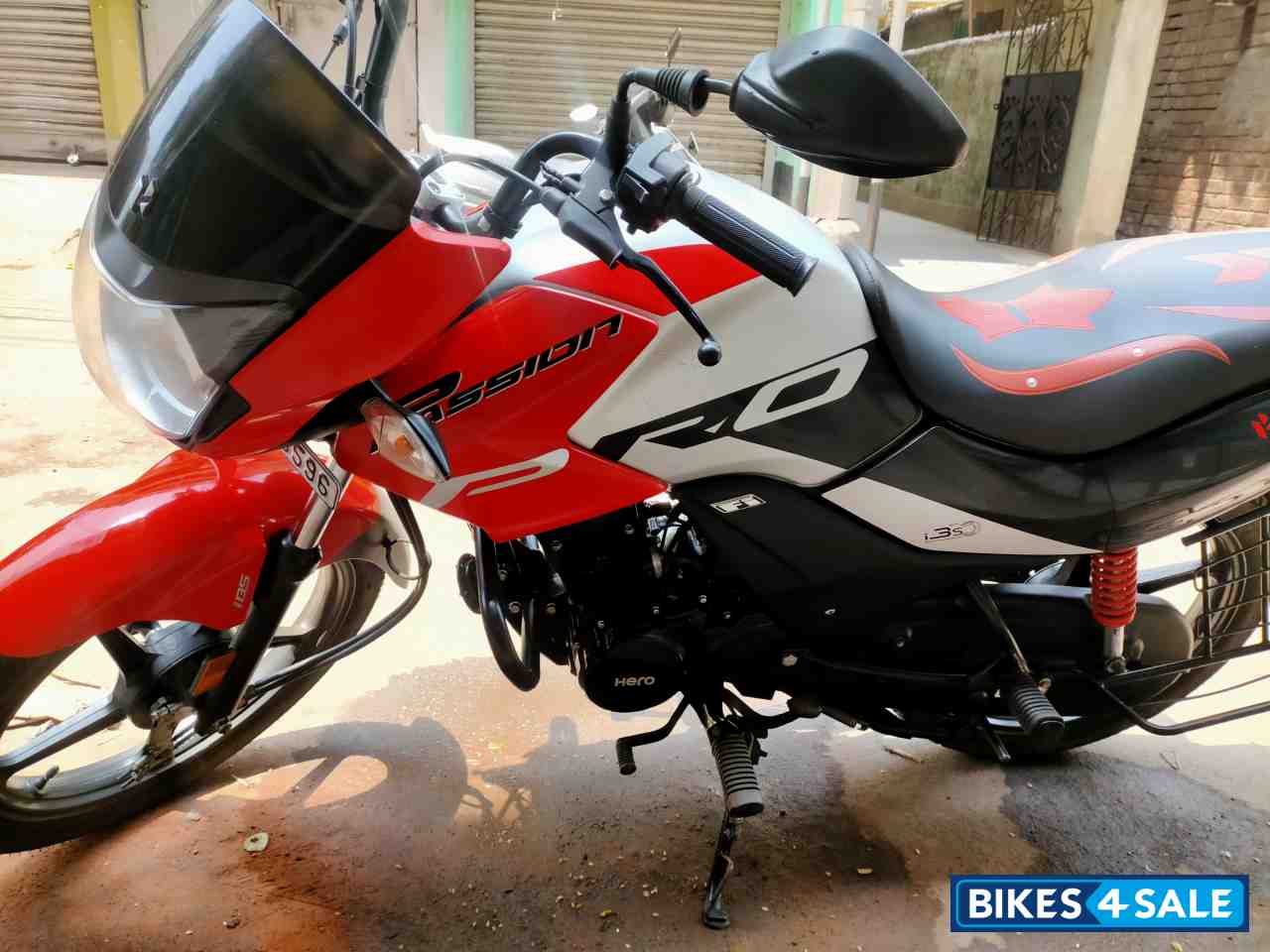 Red Hero Passion Pro BS6