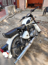 Royal Enfield Classic 350 BS VI
