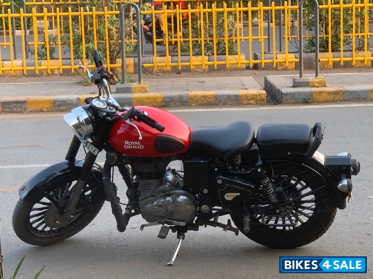 Royal Enfield Classic 500