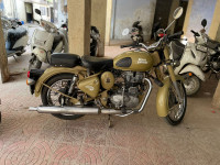Royal Enfield Classic Desert Storm