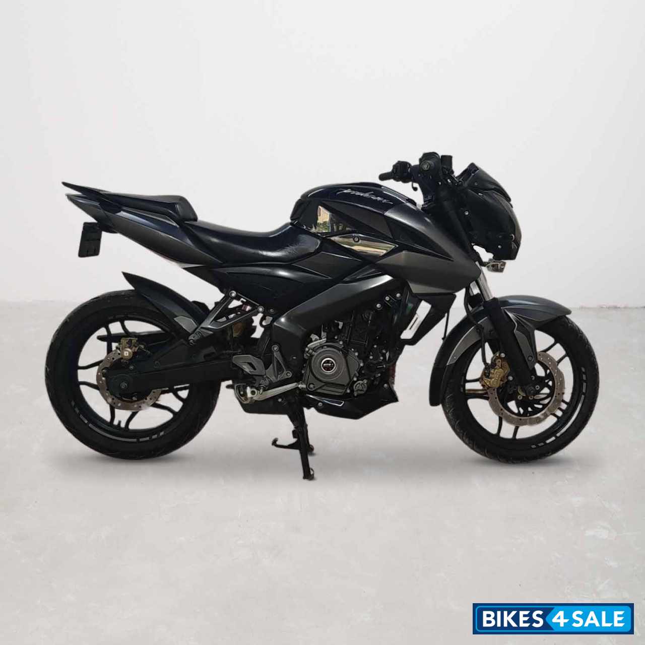 Bajaj Pulsar 200 NS