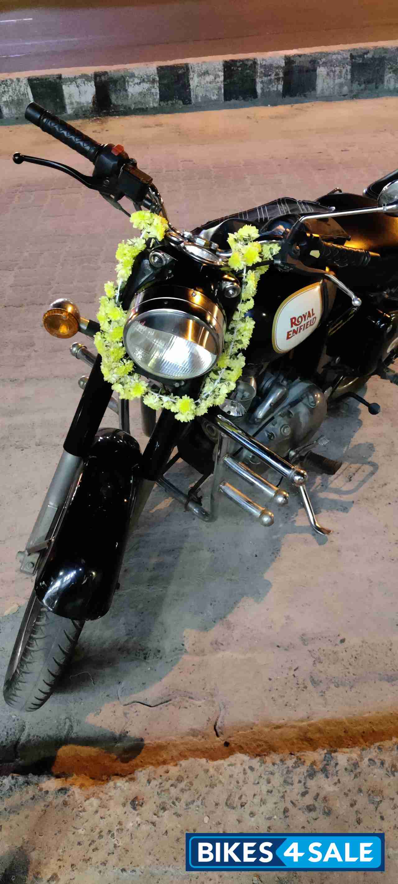 Black Royal Enfield Classic 350