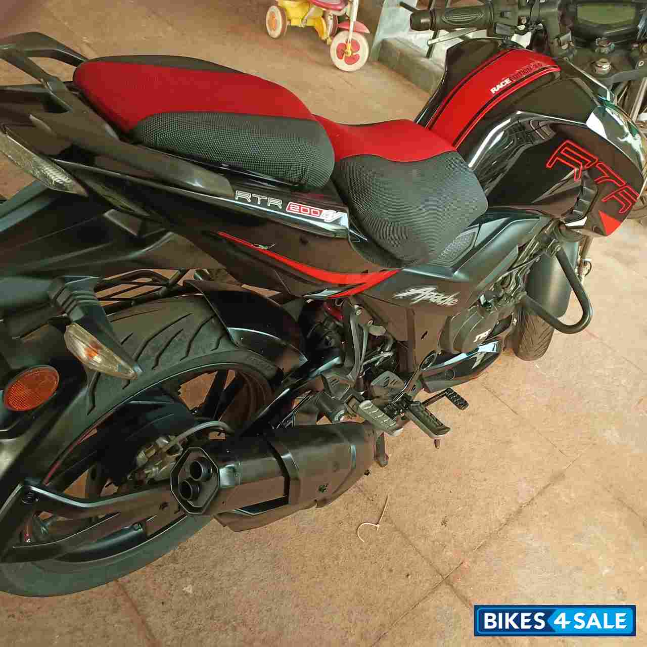 TVS Apache RTR 200 4V ABS Race Edition 2.0 TVS Apache RTR 200 4V ABS Race Edition 2.0