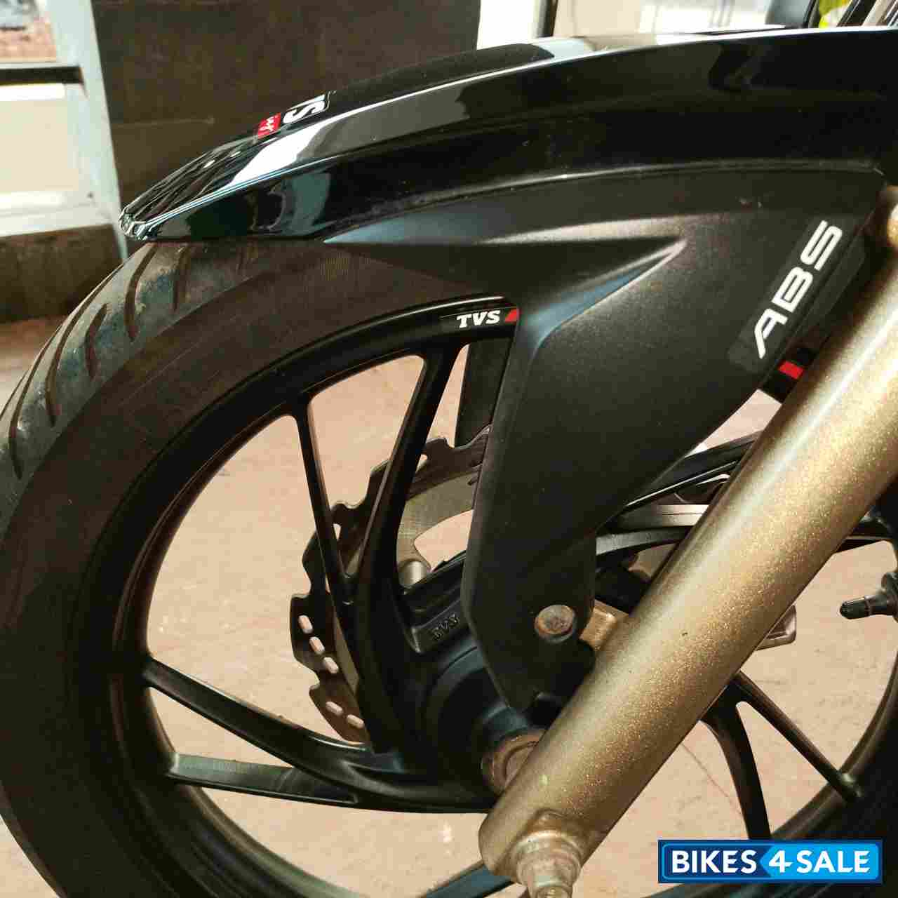 TVS Apache RTR 200 4V ABS Race Edition 2.0 TVS Apache RTR 200 4V ABS Race Edition 2.0