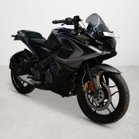 Bajaj Pulsar RS 200