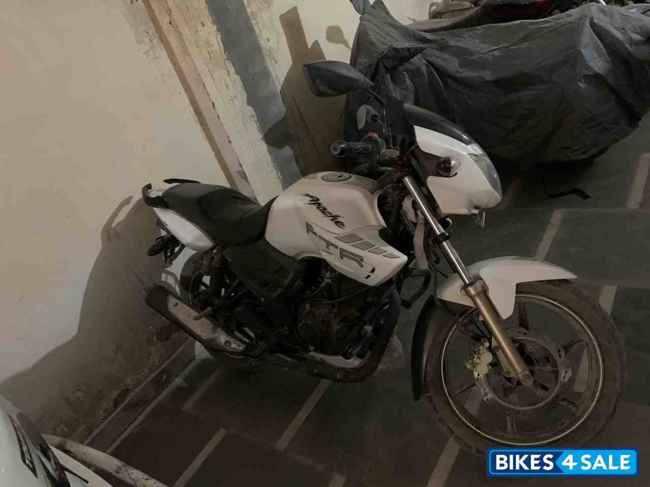 TVS Apache RTR 180