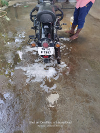 Royal Enfield Classic Stealth Black