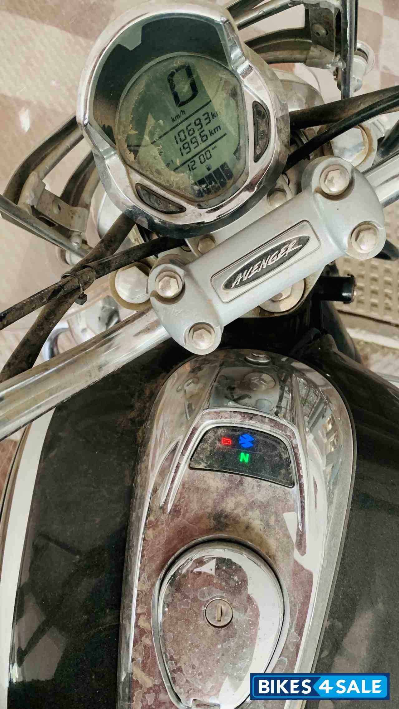 Bajaj Avenger Cruise 220