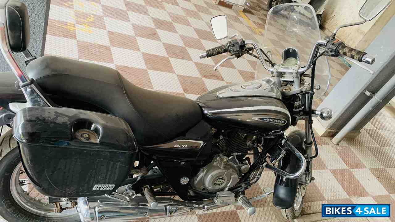 Bajaj Avenger Cruise 220 Bajaj Avenger Cruise 220