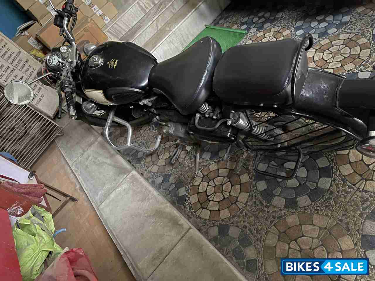 Black Royal Enfield Classic 350