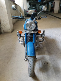 Lagoon Royal Enfield Classic 350