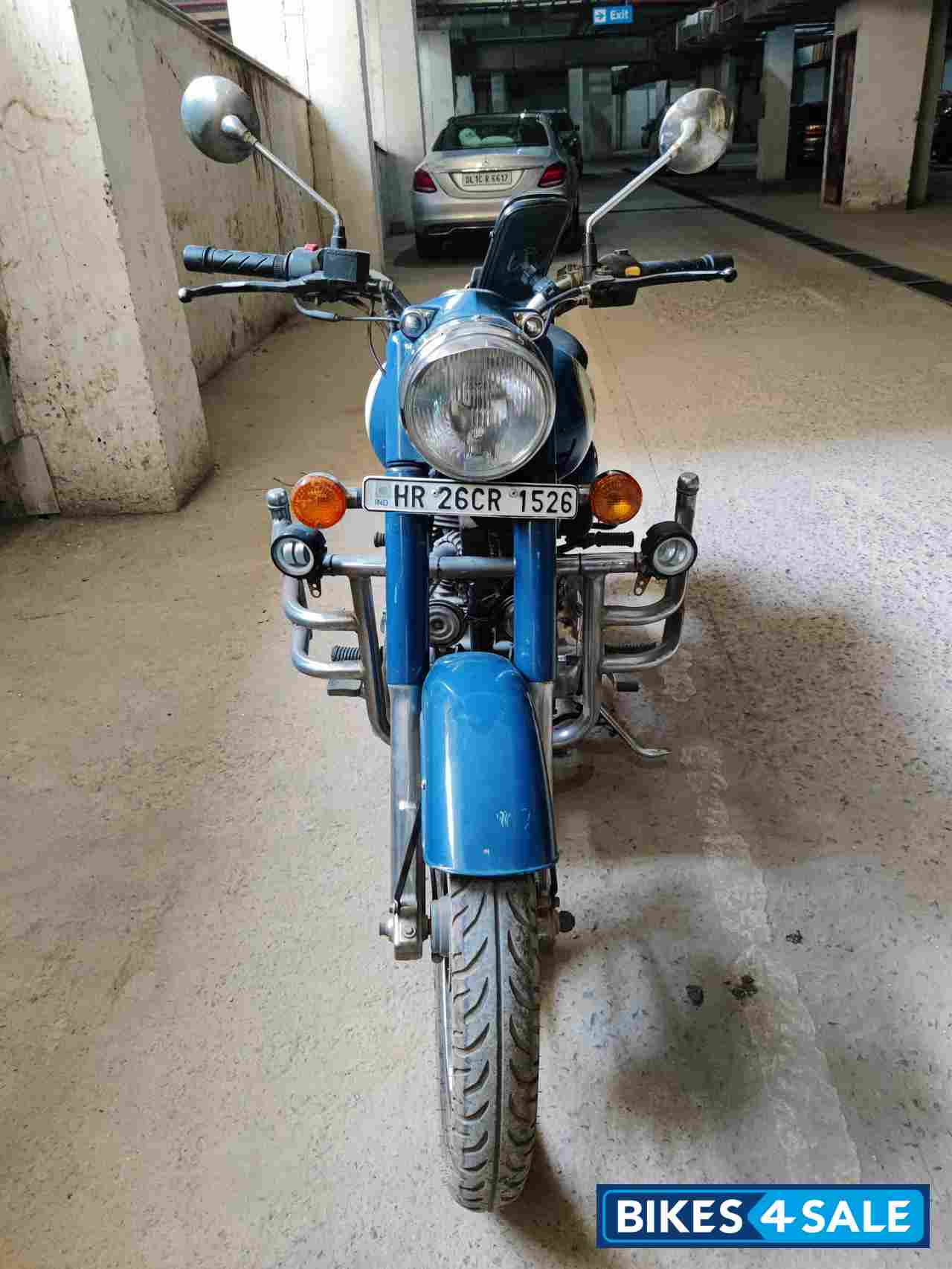 Lagoon Royal Enfield Classic 350