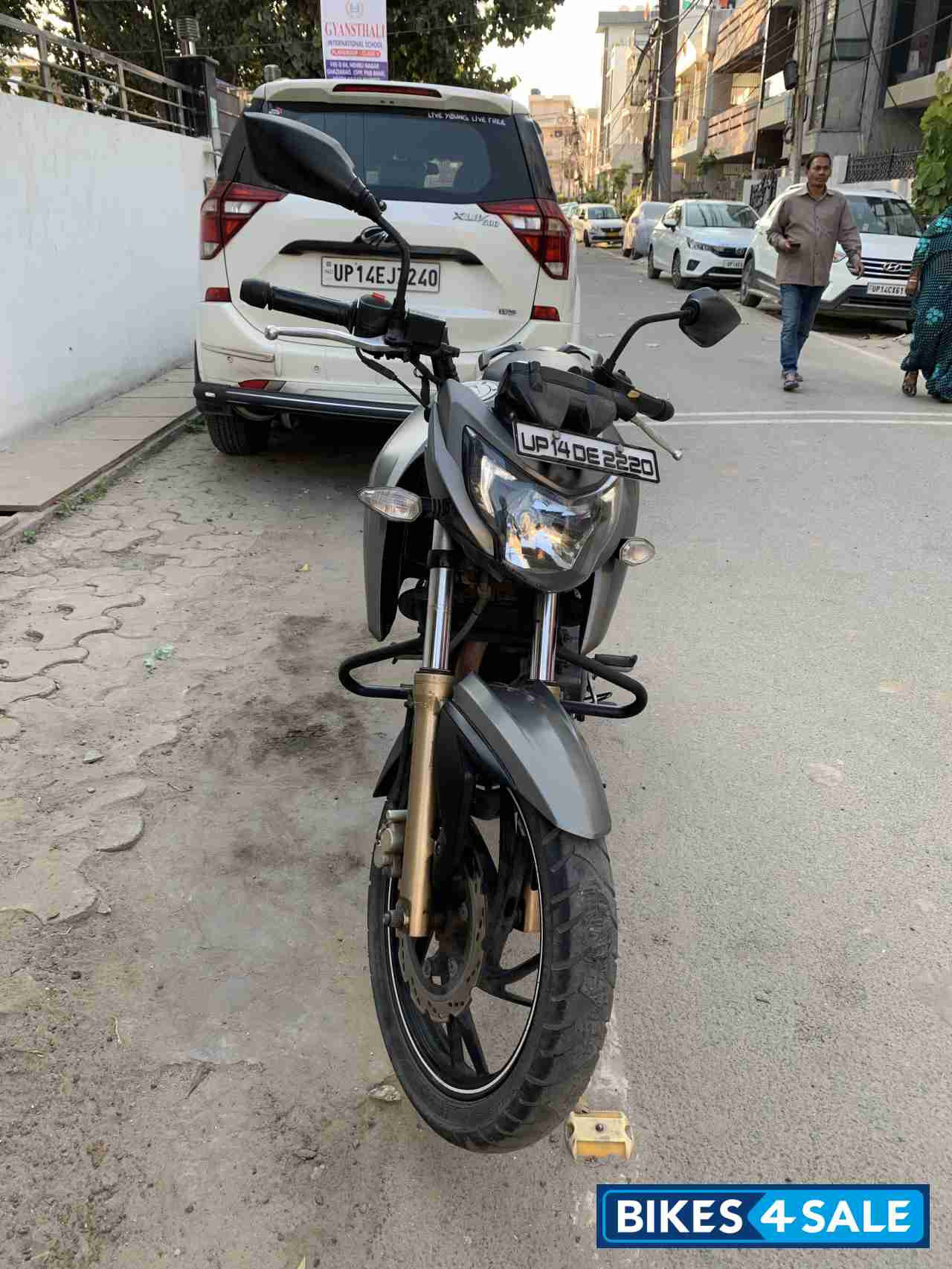 Grey TVS Apache RTR 200 4V
