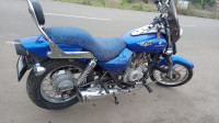 Bajaj Avenger 220 DTS-i
