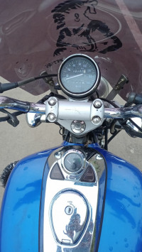 Bajaj Avenger 220 DTS-i