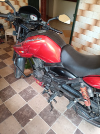 Red TVS Apache RTR 160
