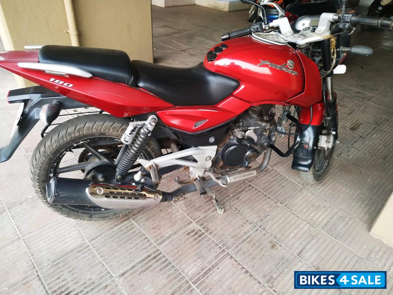 Wine Red Bajaj Pulsar 180 DTSi