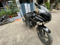 Bajaj Pulsar 220F