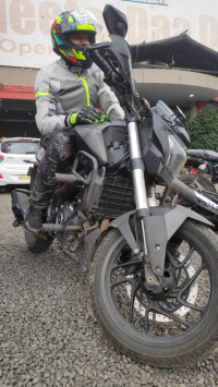 Bajaj Dominar 250