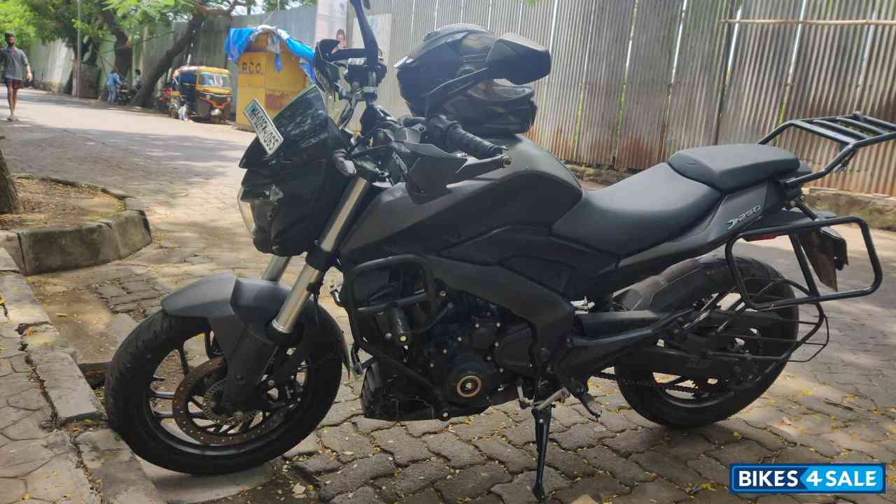 Bajaj Dominar 250