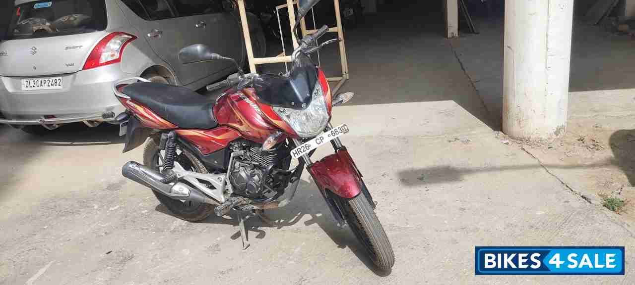 Mahron (red) Bajaj Discover 125M