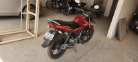 Mahron (red) Bajaj Discover 125M