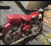 Royal Enfield Classic 500