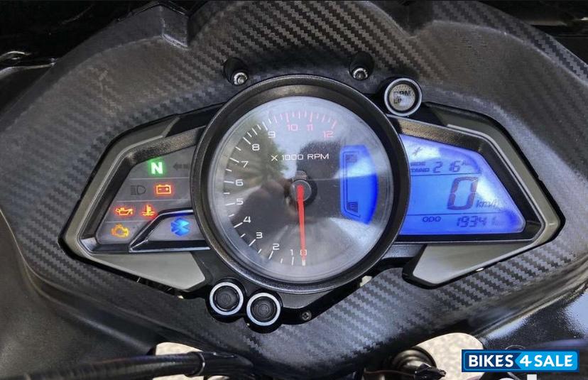 Black & Grey Bajaj Pulsar RS 200