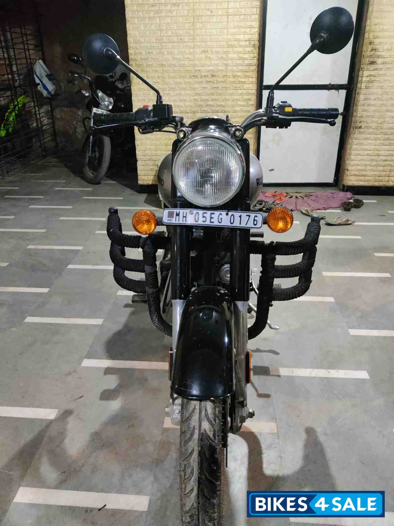 Mercury Silver Royal Enfield Classic 350