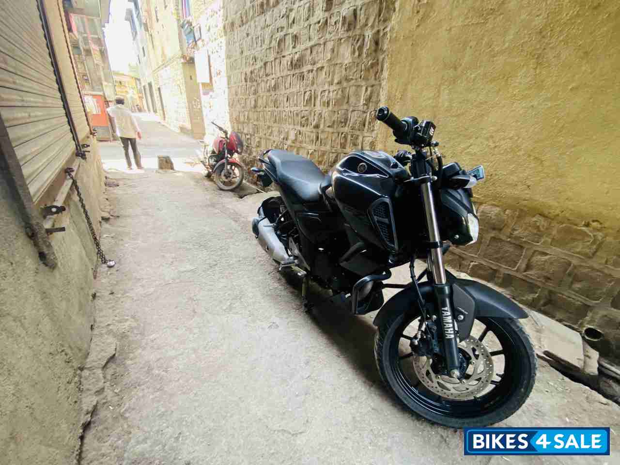 Yamaha FZ-S FI V3 Yamaha FZ-S FI V3