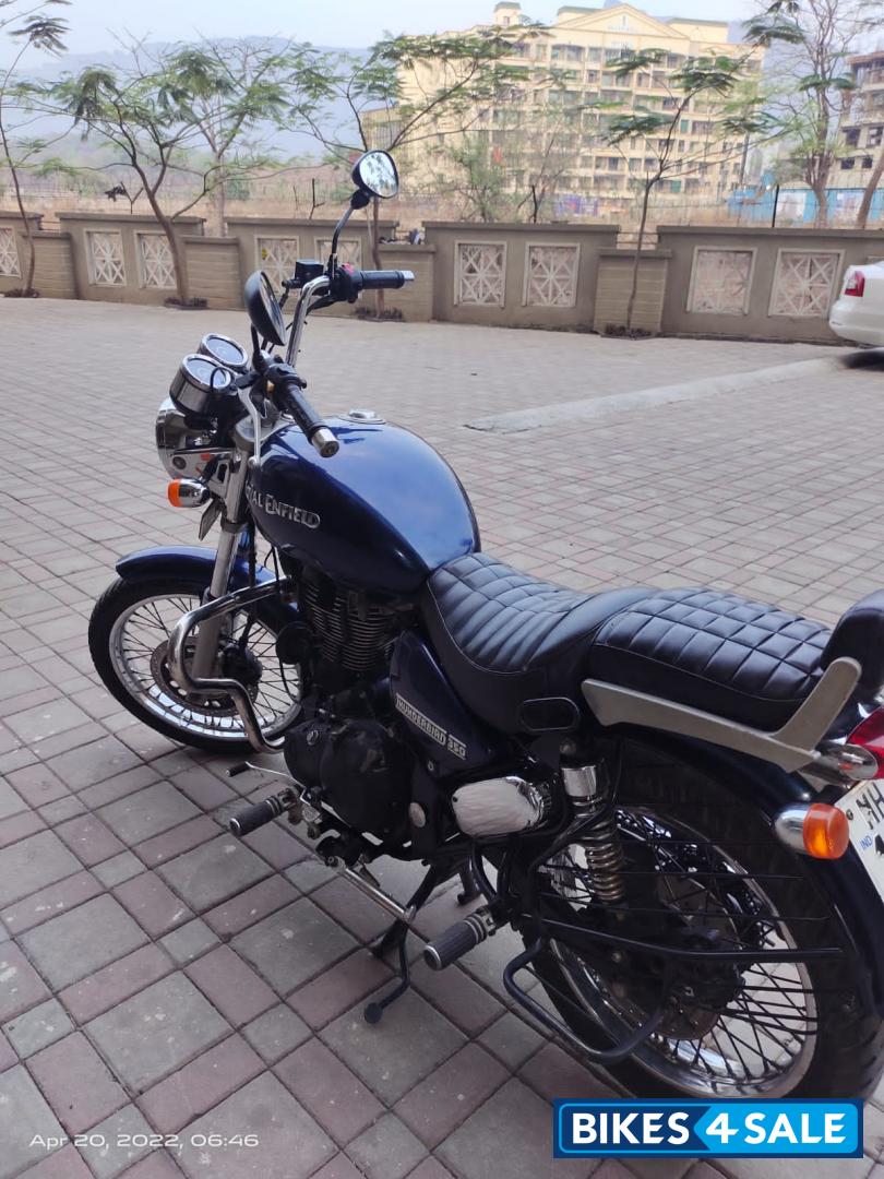 Marine Royal Enfield Thunderbird 350 Marine Royal Enfield Thunderbird 350