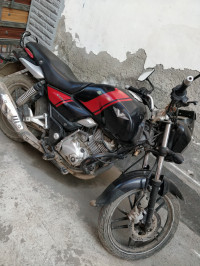 Black And Red Bajaj V15