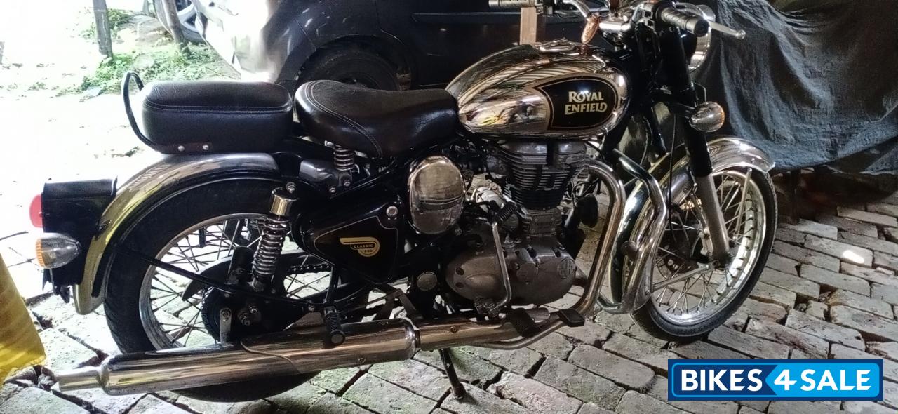 Chrome Black Royal Enfield Classic 500